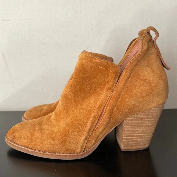 Jeffrey Campbell suede chunky heel boots or booties ankle boots caramel color - Picture 11 of 13